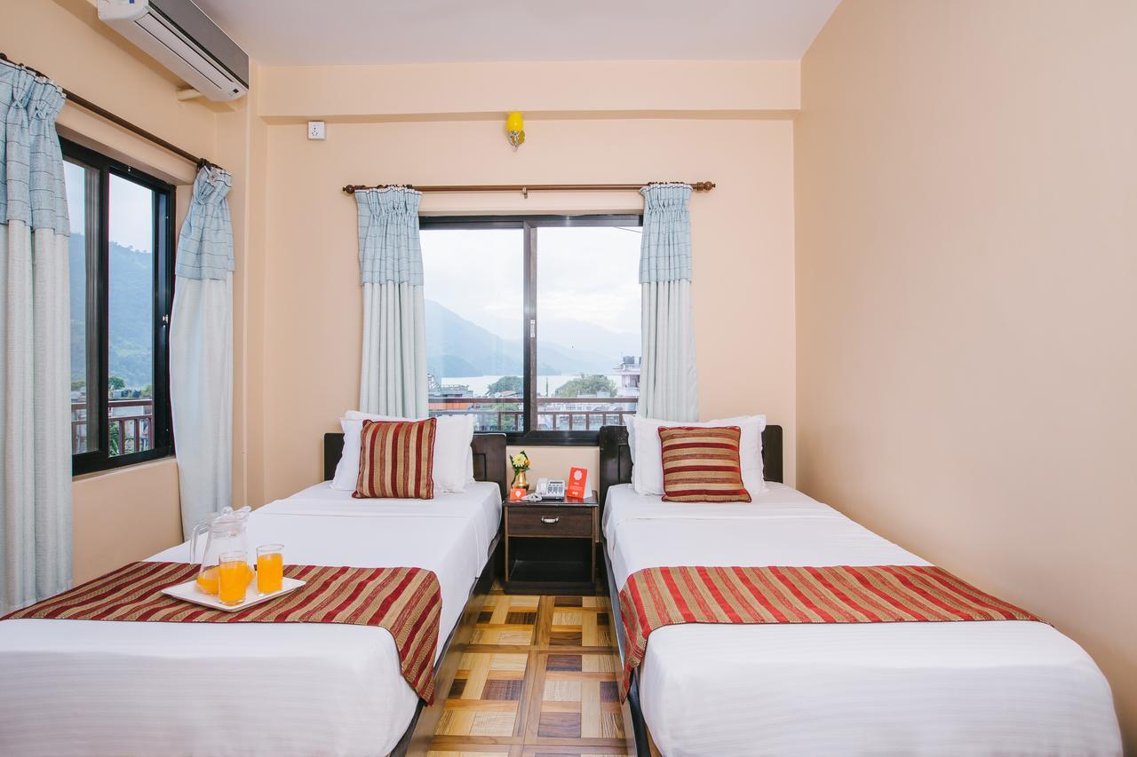 Hotel Ezen Pokhara Exteriör bild