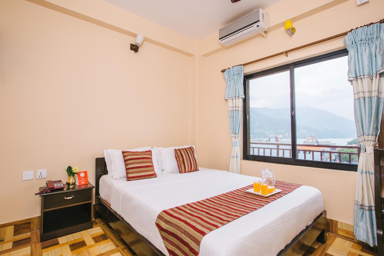 Hotel Ezen Pokhara Exteriör bild